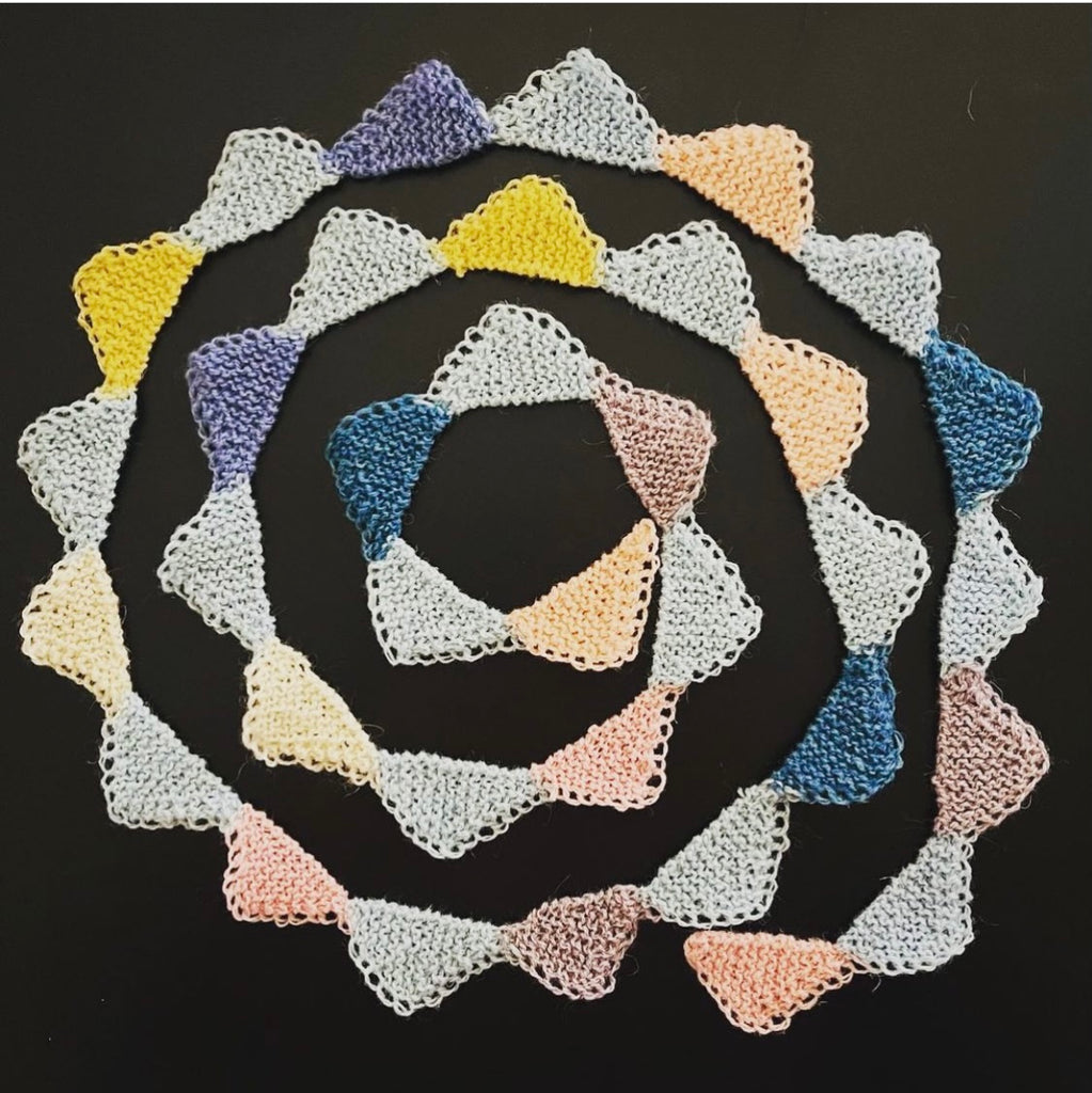 Mindful Makkin 6 week of 2 hour relaxing knitting.