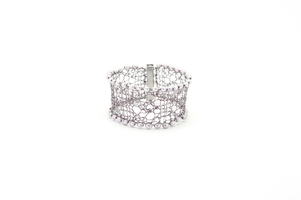 Rosebud Lace Cuff